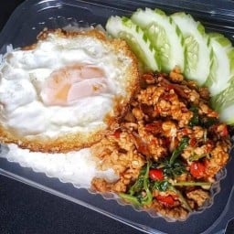กระเพราพริกแห้งน้องไพรินทร์👧🏻🍛🔥