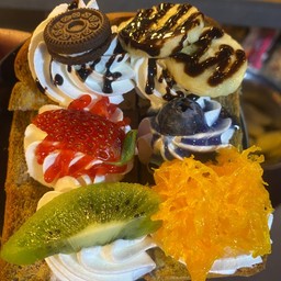 ปลายฝันคาเฟ่