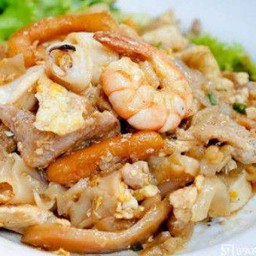 ก๋วยเตี๋ยวคั่วกุ้ง