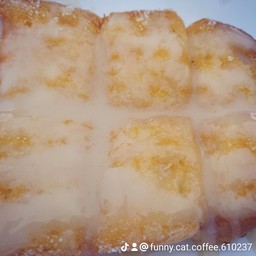 ขนมปังปิ้งเนยนมน้ำตาล