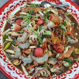 ยำรวมมิตรทะเล