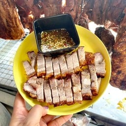 หมูกรอบ ลุงหมู