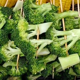 บล๊อกโคลี่ย่าง