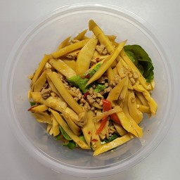 K-203 หน่อไม้ผัดหมูสับพริกตำ