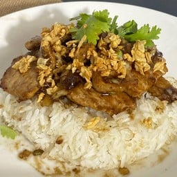 ครัวไอ้นิค คั่วพริกเกลือหมูกรอบ ปังเย็น กาแฟสด