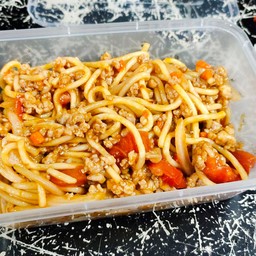 สปาเก็ตตี้ผัดซอส