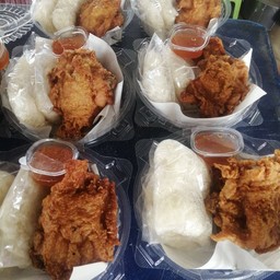 เหนียวไก่ชุดใหญ่(นส.+น่อง+ข้าว2)