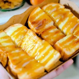 ขนมปังปิ้งเคาราเมล 2 แผ่น