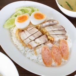 ข้าวหมูกรอบ