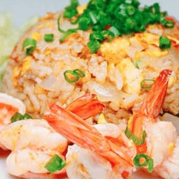 แซ่บ คาเฟ่ & บาร์