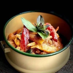 แกงหน่อไม้ไก่