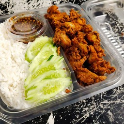 ข้าวหมูทอด