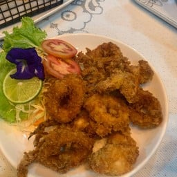 ปะกา ราตรีรีสอร์ท