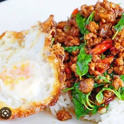 ครัวยายจันทร์ ตามสั่ง