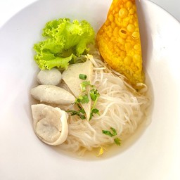 ก๋วยเตี๋ยวลูกชิ้นปลาเยาวราช