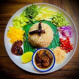 ข้าวคลุกกะปิ(Shrimp Paste Fried Rice)