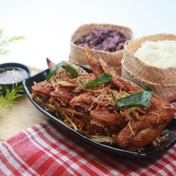 25.ปีกไก่ทอดน้ำปลา