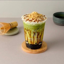 มัทฉะลาเต้ไข่มุกพ่นไฟ