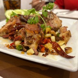 หมูหั่นผัดพริกเกลือ