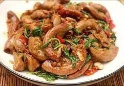 ไส้อ่อน ผัดเผ็ด-พริกแกง-กระเพรา  !กับข้าว!