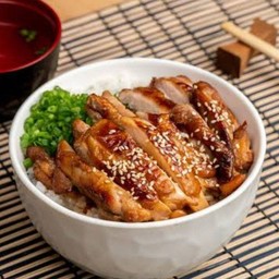 ข้าวไก่ย่างเทอริยากิย่าง