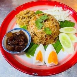 ข้าวผัดน้ำพริกลงเรือ(Fried rice with chili paste on the boat)
