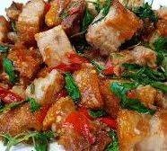 ข้าวกะเพราหมูกรอบ หมีใหญ่ 2XL