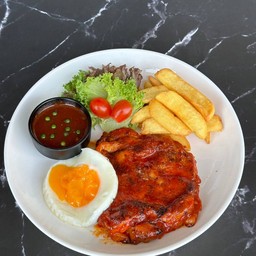 สเต็กไก่สไปซี่ไข่ดาว