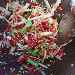 ส้มตำถุงหลวง