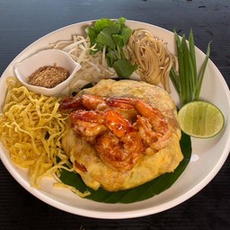 ผัดไทยกุ้งสด