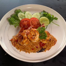 ข้าวผัดต้มยำกุ้ง