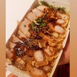 ตี๋ยักษ์ !!! ทานให้แน่นพุงกันไป