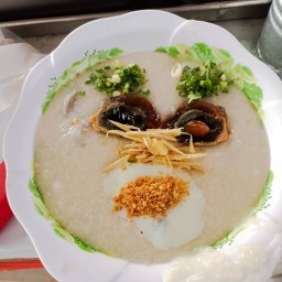 โจ๊กหม้อใหญ่