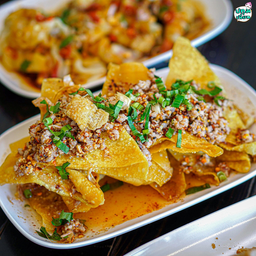 ยำเกี๊ยวกรอบกากเจียวหมูสับ