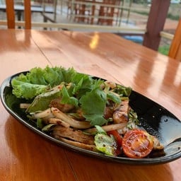 ริมกว๊านชาเลย์รีสอร์ทแอนด์คาเฟ่ พะเยา