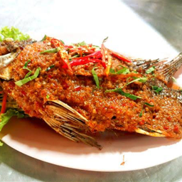 ปลาทับทิมราดพริก