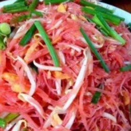 ผัดไทยหมี่สีชมพู