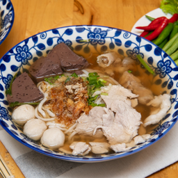 ข้าวเปียกรวมหมู