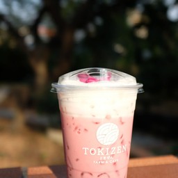 นมสดสตรอเบอรี่อิจิโกะ (เย็น)