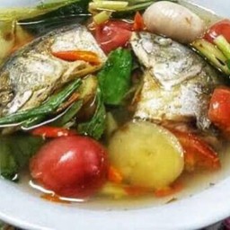 ต้มยำปลาทูน้ำใส
