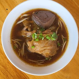ก๋วยเตี๋ยวต้มยำหมูล้นเจ๊เง็ก สาขา2 สาขา 2 ย้ายไปใกล้ๆๆ สาขา 1 แล้วจร้า