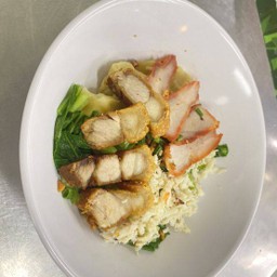 บะหมี่น้ำปู-หมูแดง-หมูกรอบ(พิเศษ)