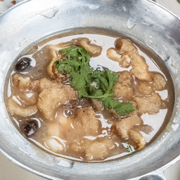 กระเพาะปลาน้ำแดง