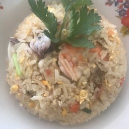 ปลายฝน อาหารตามสั่ง