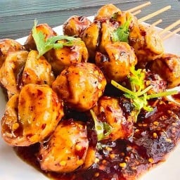 เจ้ทิพย์ลูกชิ้นใส้กรอกทอด สาขาที่1