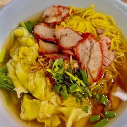 เย็นตาโฟกุ้งทอดลูกชิ้นปลาเยาวราช(ก๋วยเตี๋ยวย่าเภา)