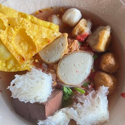 ก๋วยเตี๋ยวเย็นตาโฟต้มยำ พิเศษ