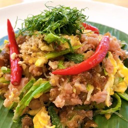 ผัดไทยแหนม