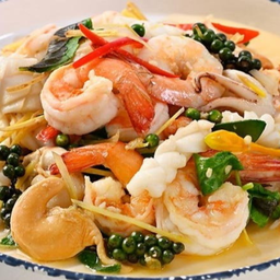 ผัดฉ่าทะเล.