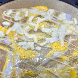 มอสชีส ไข่ไก่